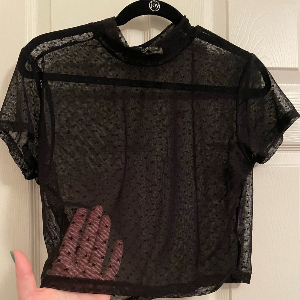 Black Shear Mock Neck Crop Top
